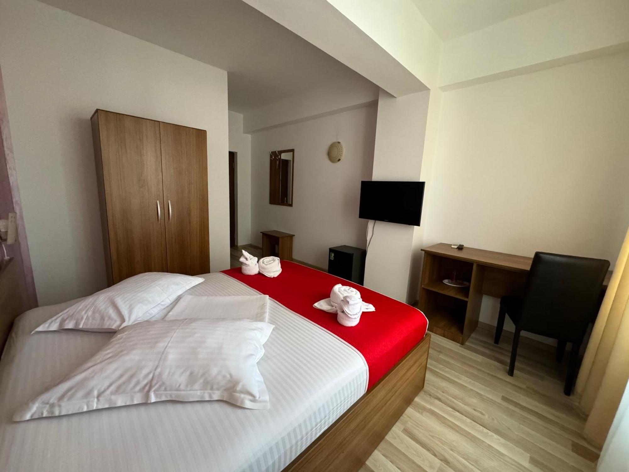 Hotel Mihaela ママイア エクステリア 写真