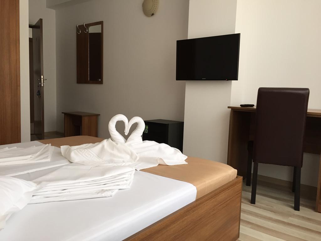 Hotel Mihaela ママイア 部屋 写真