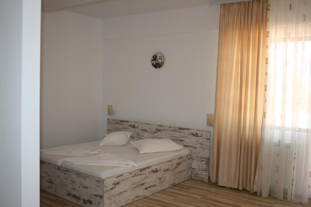 Hotel Mihaela ママイア 部屋 写真
