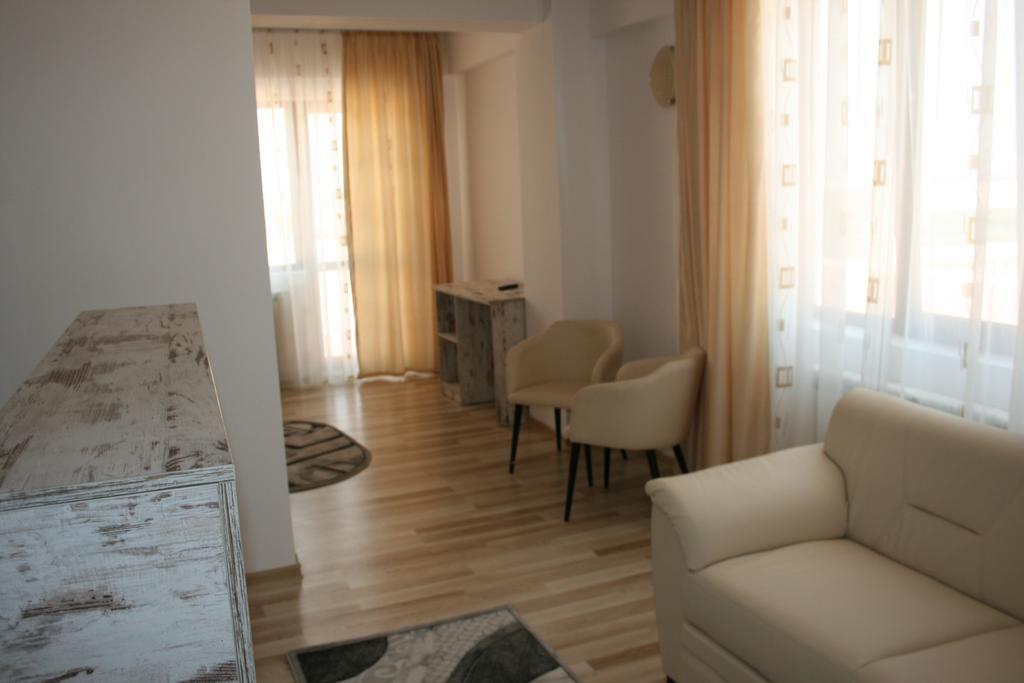 Hotel Mihaela ママイア 部屋 写真